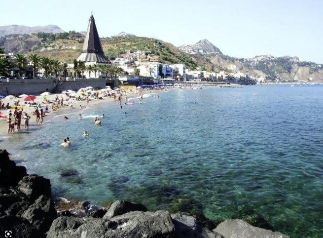 Suite Home Panorama Giardini Naxos Ngoại thất bức ảnh
